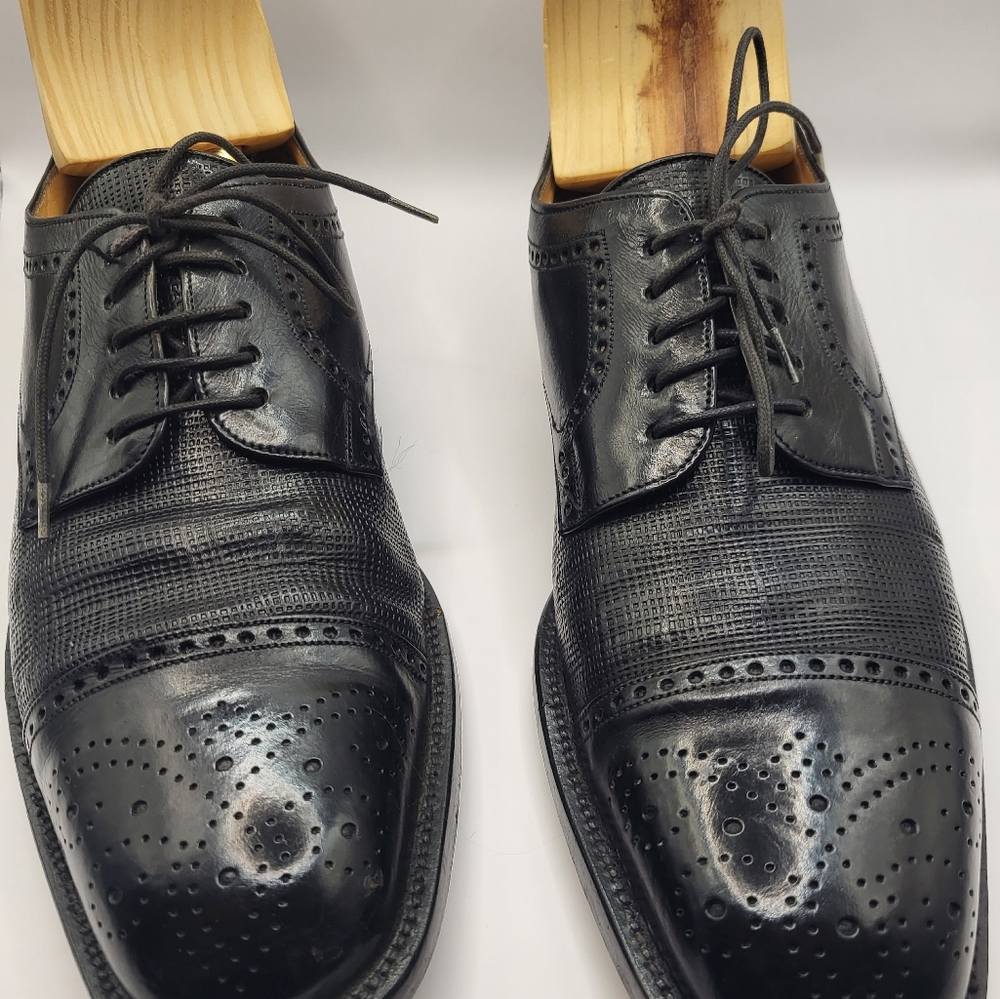 Mezlan dress shoes (Black)